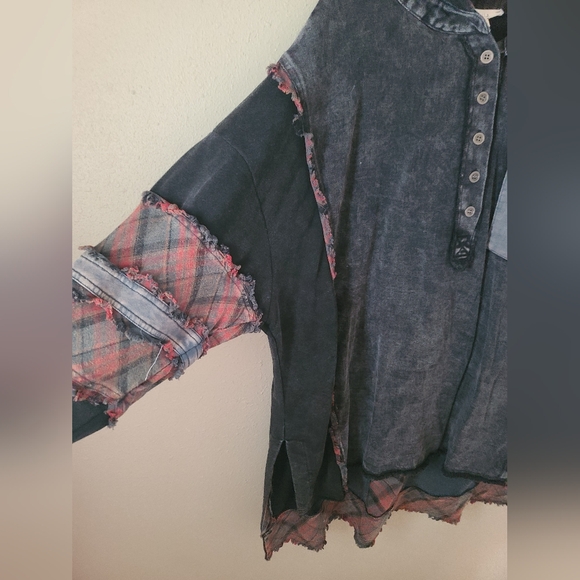 NWOT Oli & Hali Black Mineral Wash Plaid Patchwork Hoodie Sz M/L - Picture 4 of 13